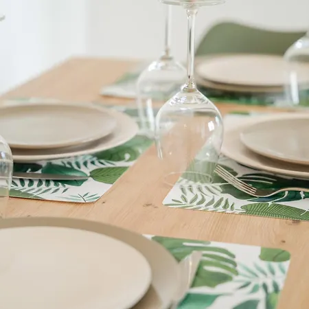 Superbe Entierement Renove - Proche - Quartier Presidents * لي سابلِ دولونْ